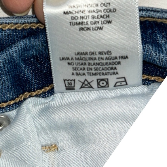 Carly Jean Chrissy Distressed Straight Leg Jeans Size 5 Medium Wash High Rise - Picture 8 of 9